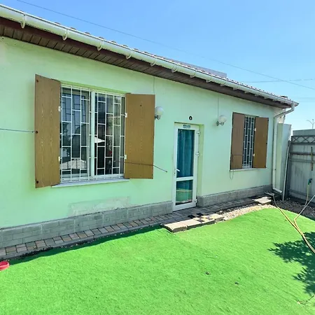 семейная люстдорф 宾馆