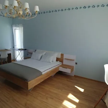 семейная люстдорф أوديسا