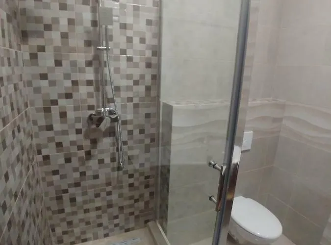 بيت ريفي семейная люстдорф *