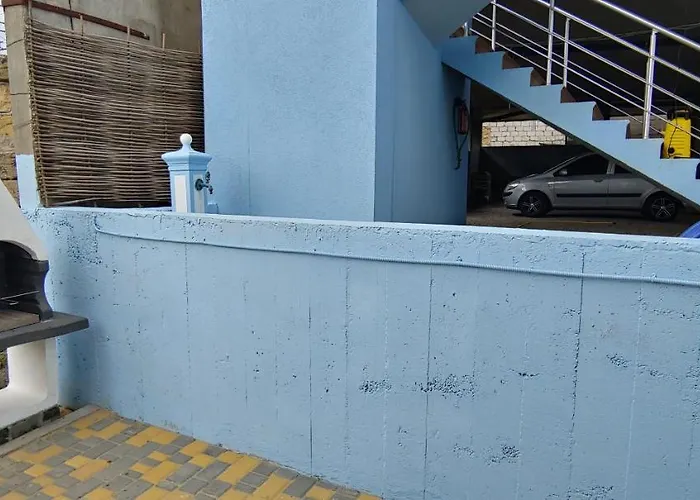 宾馆 семейная люстдорф