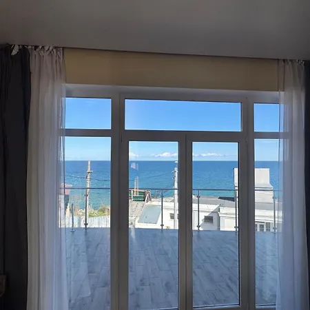 семейная люстдорф Odessza