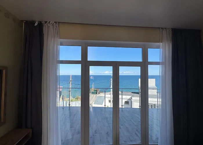 семейная люстдорф Odessza